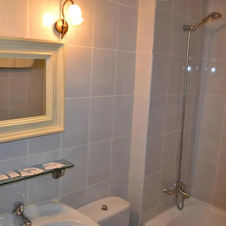 La De Rosa Guest house Hita